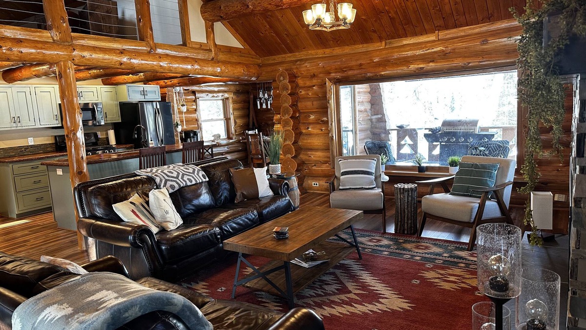 Marcell Cabin | Log Cabin on Caribou Lake in Chippewa National Forest
