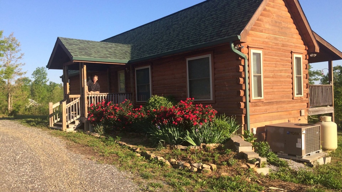 Sequatchie Cabin | Log Cabin on Spectacular Mountain Waterfall
