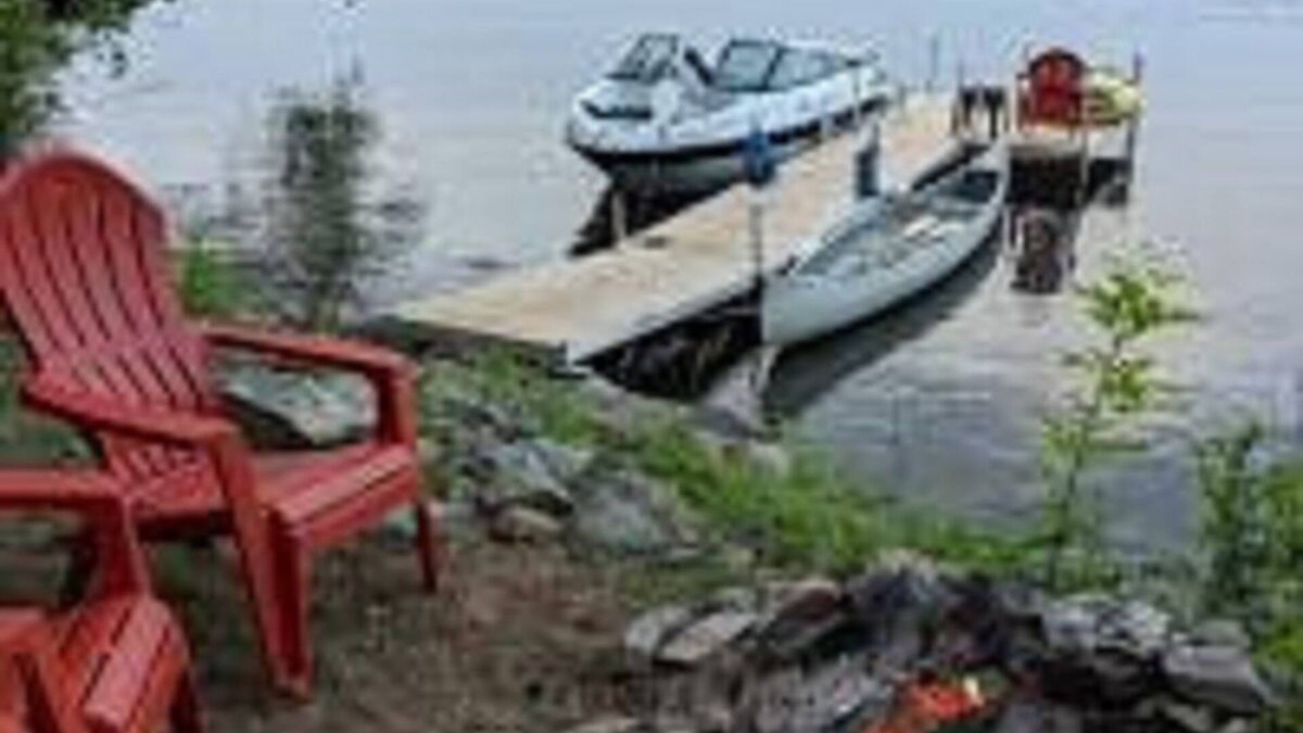 Colton Cabin | Log Cabin on the Water - Free Kayaks!