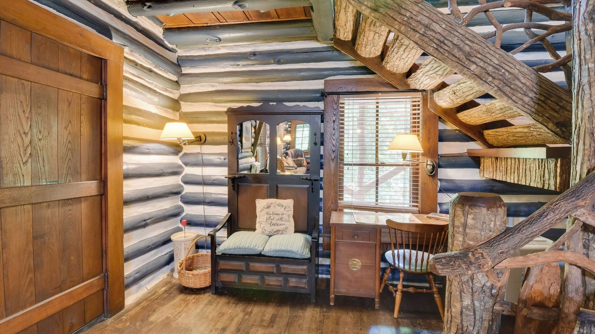 Rocky Bottom Cottage | Log Cabin Rental Near Table Rock State Park!