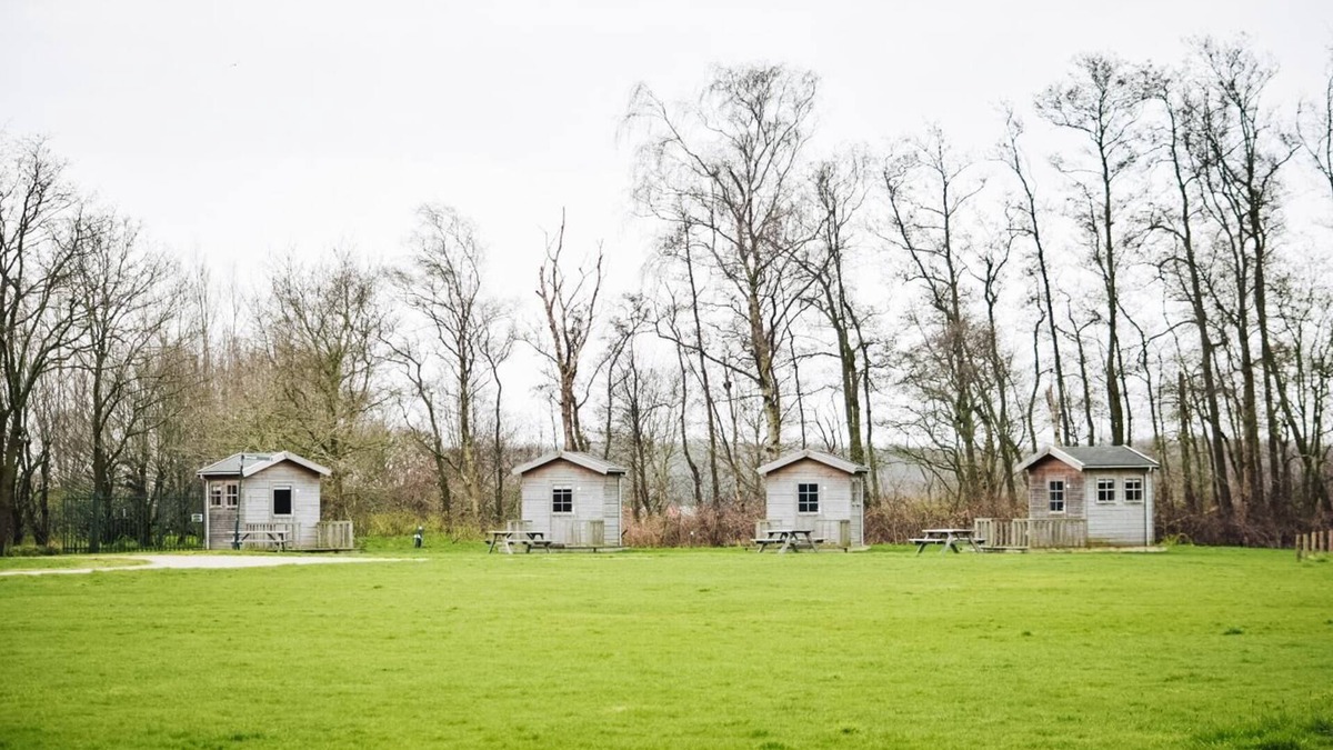 Vogelenzang RV Rental | Log cabins are a basic accommodation if you don't want to rent an expensive hotel room or chalet. Ideal for cyclists, backpackers, and hikers.