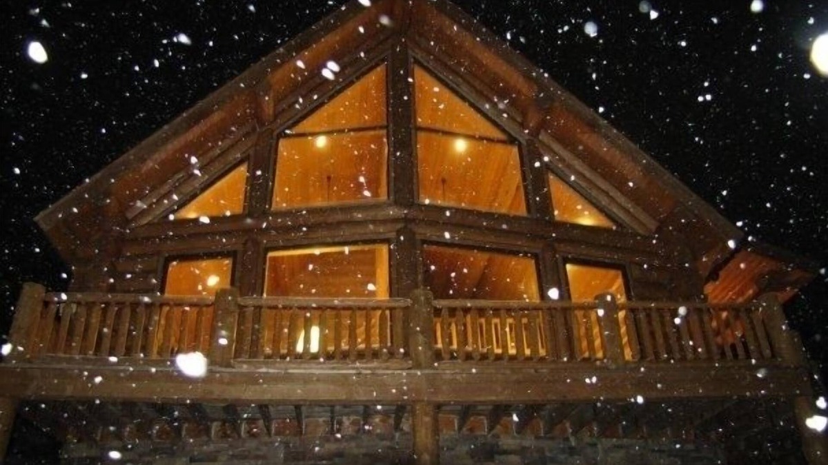 Powder Mountain House | Log Heaven Amazing Views Ski In from new Lightning Ridge Lift. Easy Road Access