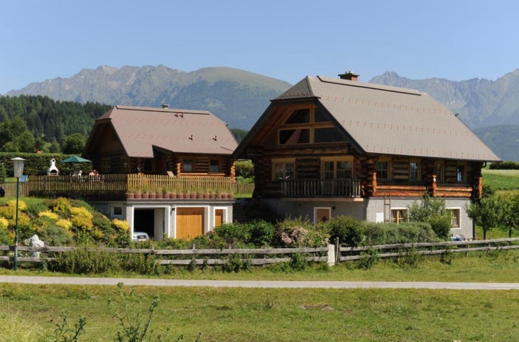 Mauterndorf Apartment | Log Home