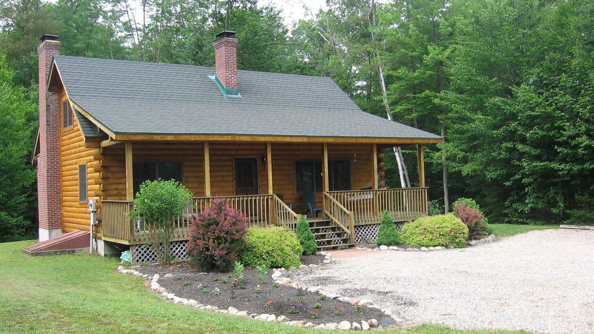 Thornton House | Log Home in Beautiful Mountain Valley