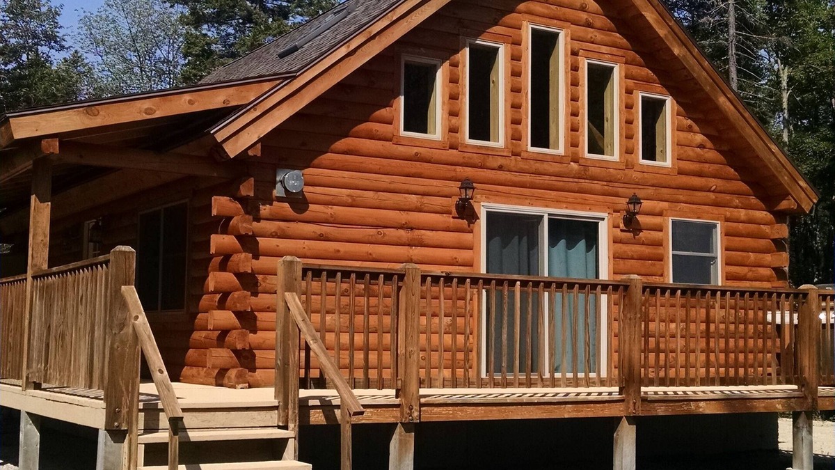Washington House | Log Home In Secluded Lake Ashuelot Estates