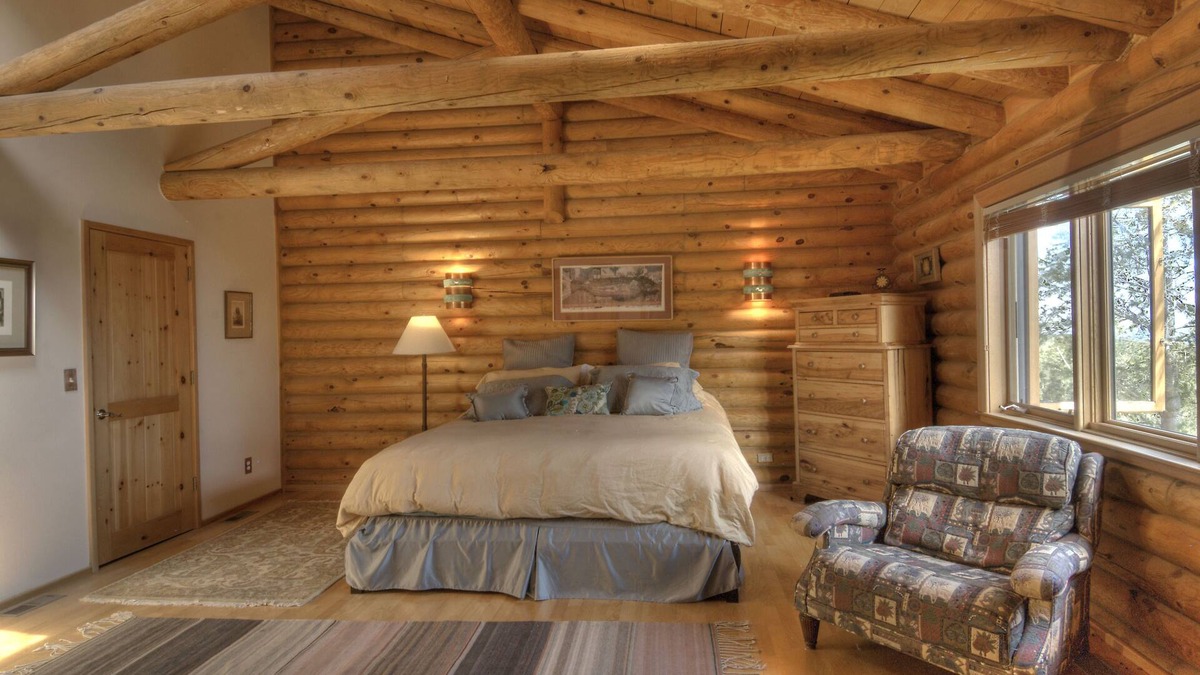 Pecos House | Log Home Near Santa Fe, New Mexico with Million Dollar View