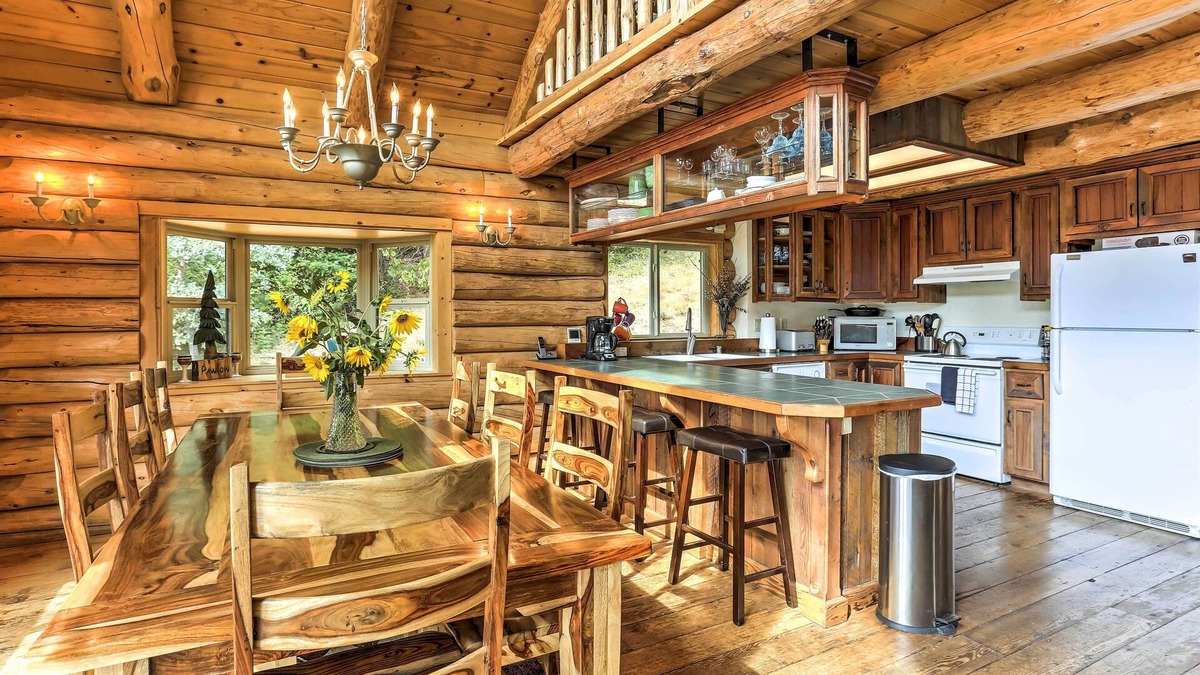 McCloud Cottage | Log Home on 60 Private Acres By Mt Shasta Ski Park