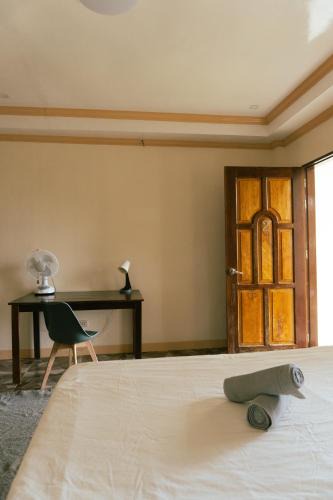 Catangnan House | Log House Siargao , Libertad General Luna