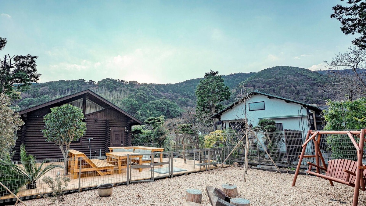 Atami House | Log house with natural hot spring and dog run/Atami Shizuoka