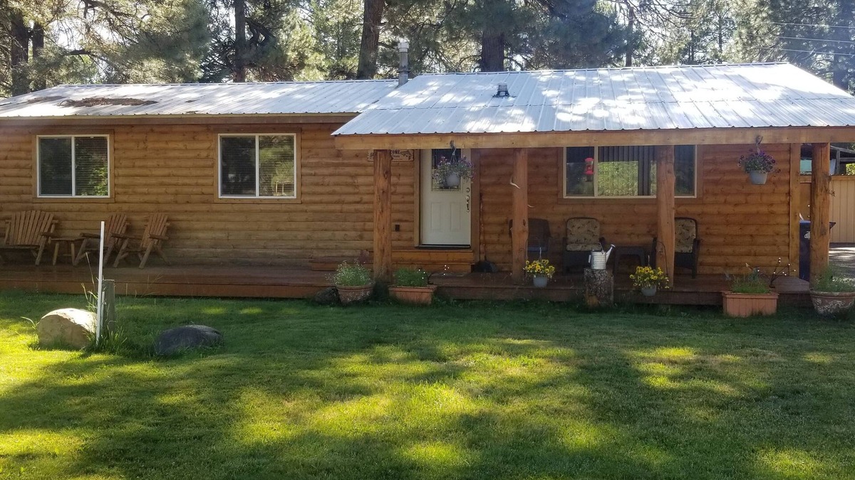 Chama House | Log Sided Home in the Heart of Chama NM