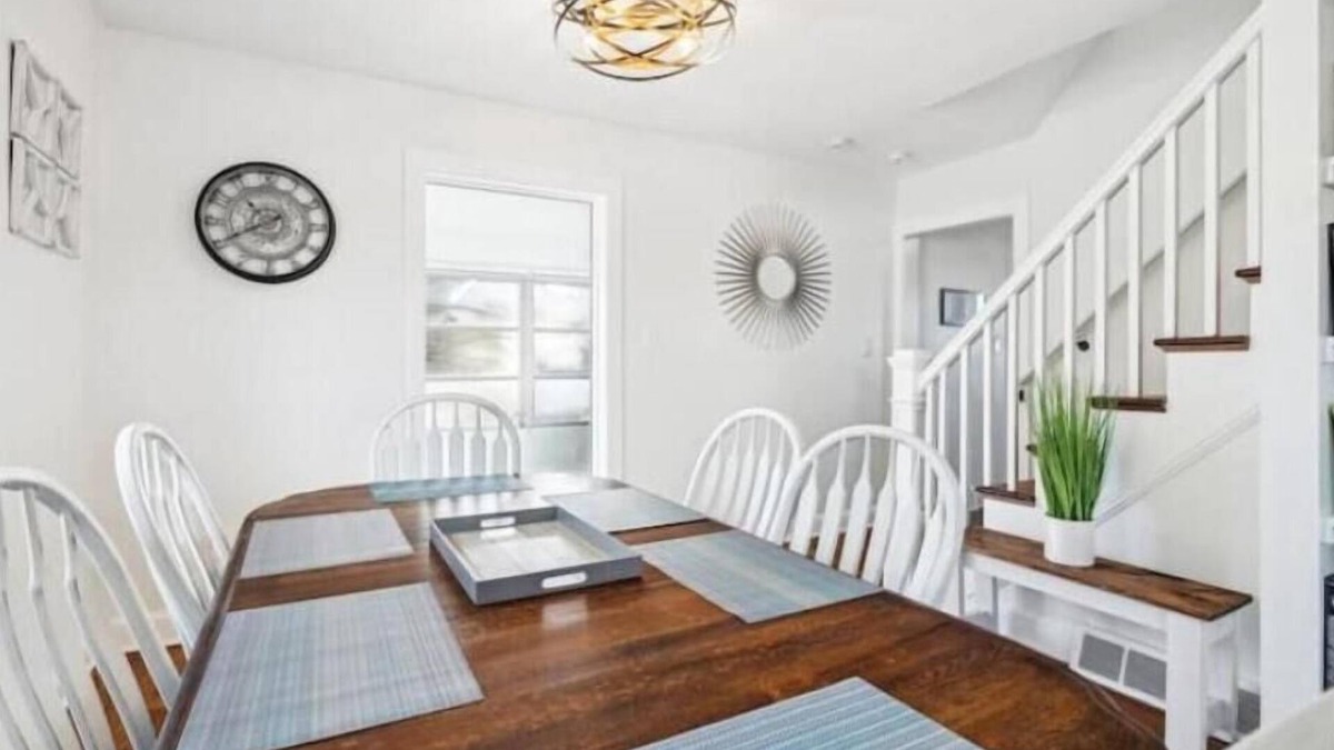 Frederick House | Logan's House - convenient, clean, comfortable & safe. Free EV charger onsite!