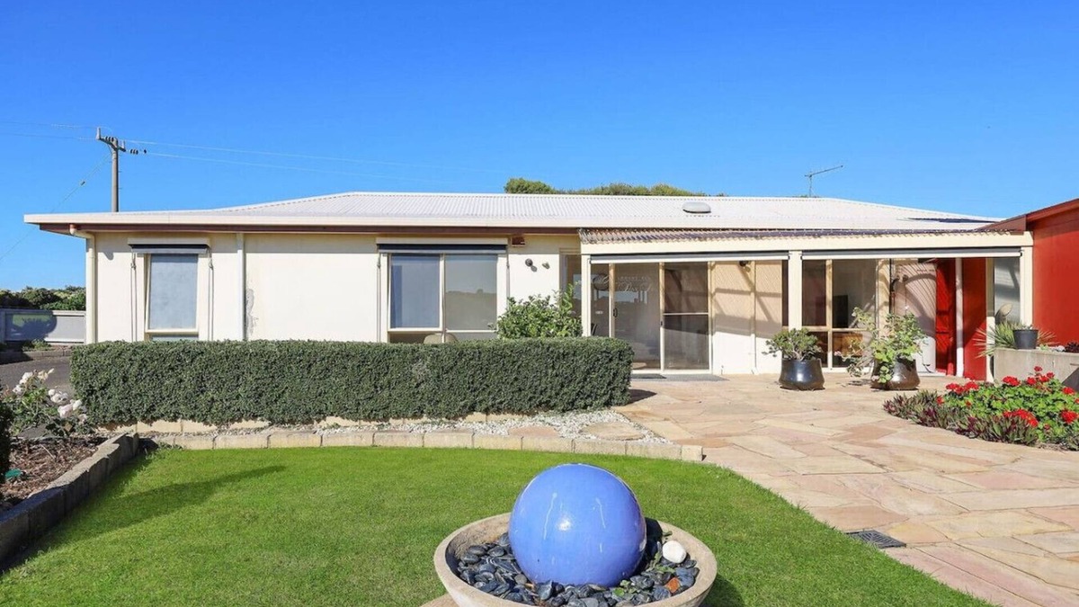 Warrnambool Apartment | Logans Beach Apartments - Elements