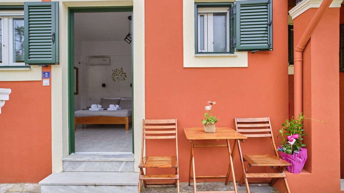 Peroulades Apartment | Logas Beach Studio 2 Corfu