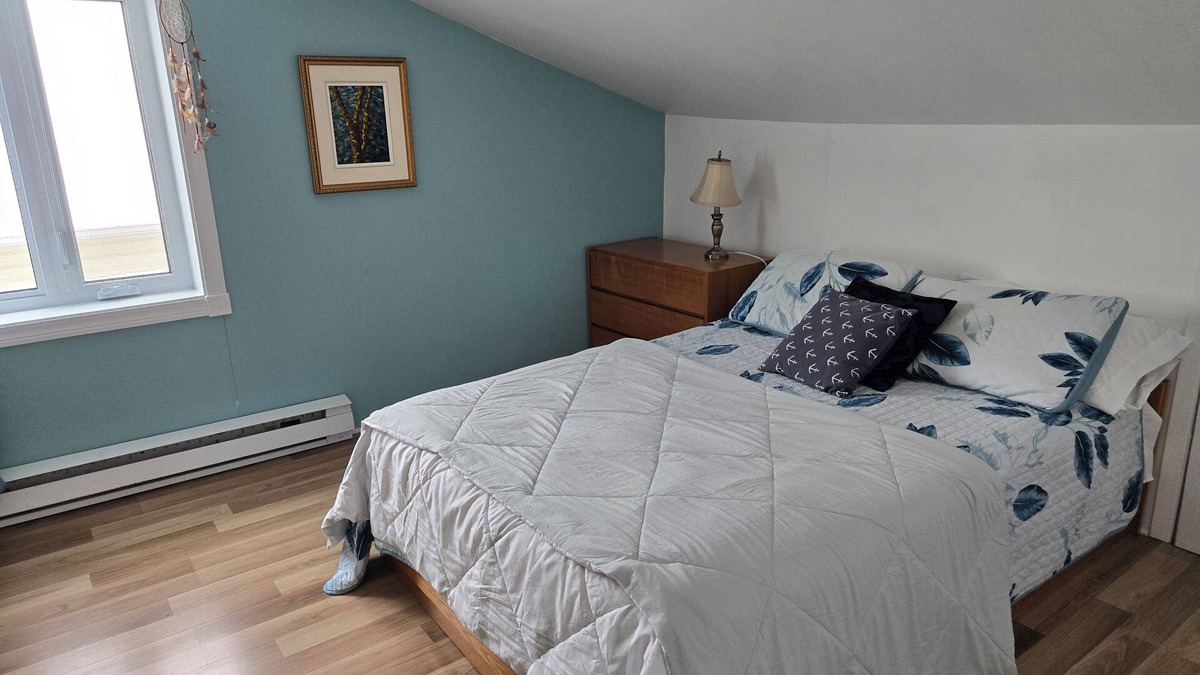 Roberval Apartment | Logement climatisé à deux pas Lac-St-Jean.