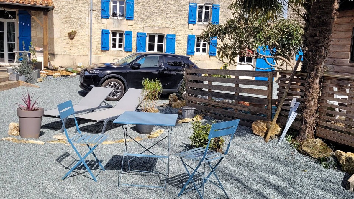 Villiers-en-Plaine House | Logement Indépendant aux Portes du Marais Poitevin