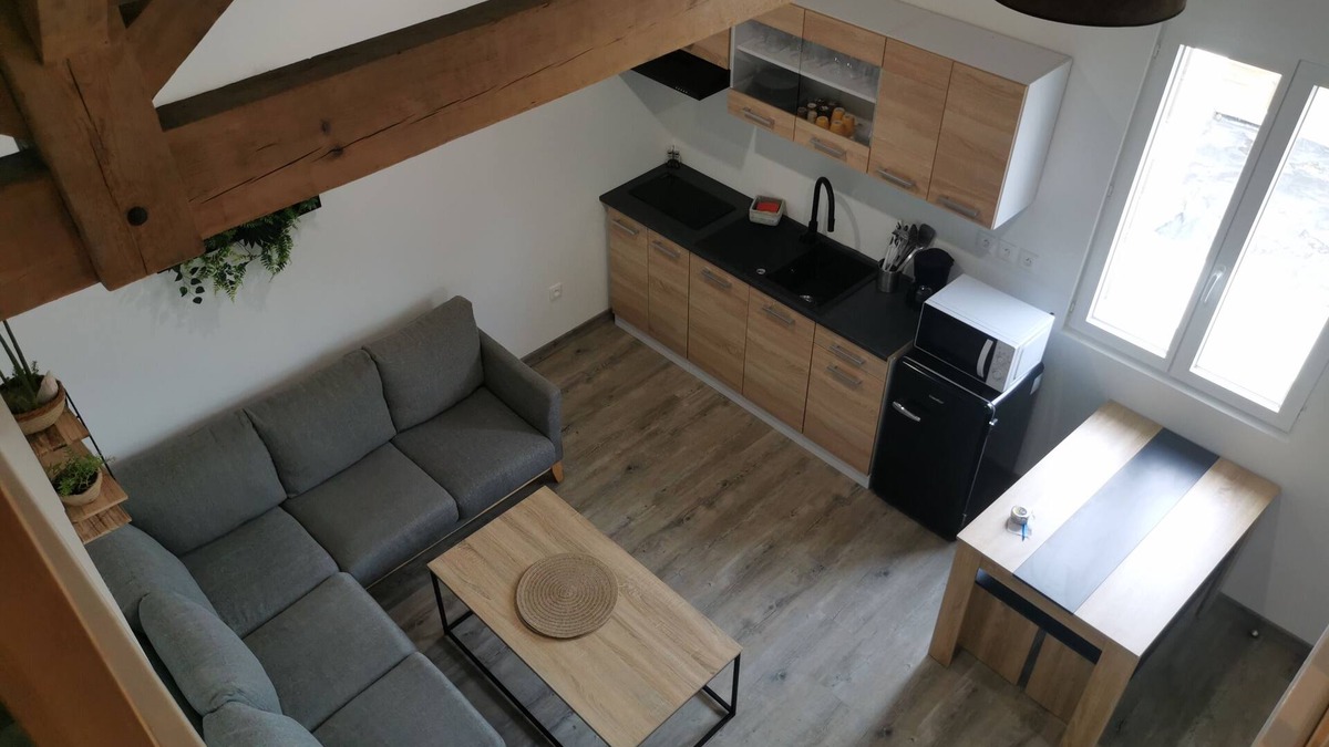 Lesperon Apartment | Logement Pour 4 Personnes Avec Mezzanine à la Campagne