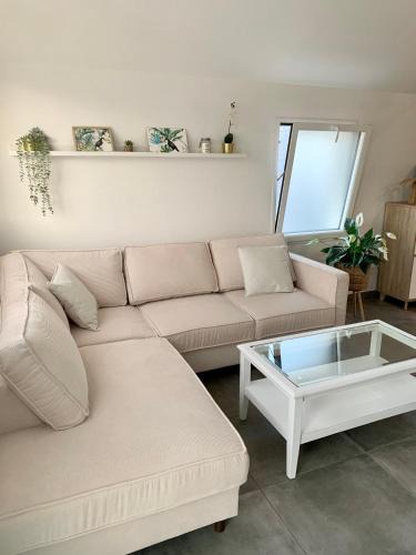 Brain-sur-l'Authion Apartment | Logement T2 indépendant 10 mn Angers