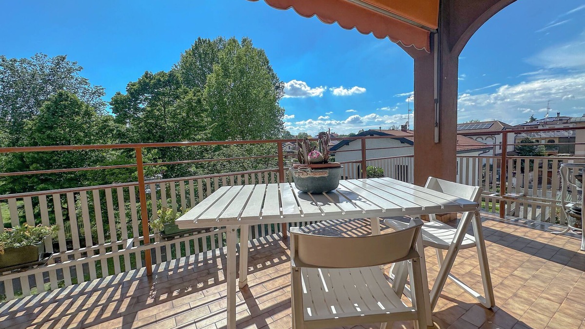 Trezzano sul Naviglio Apartment | Logge Trezzano - 3 camere - Vista parco