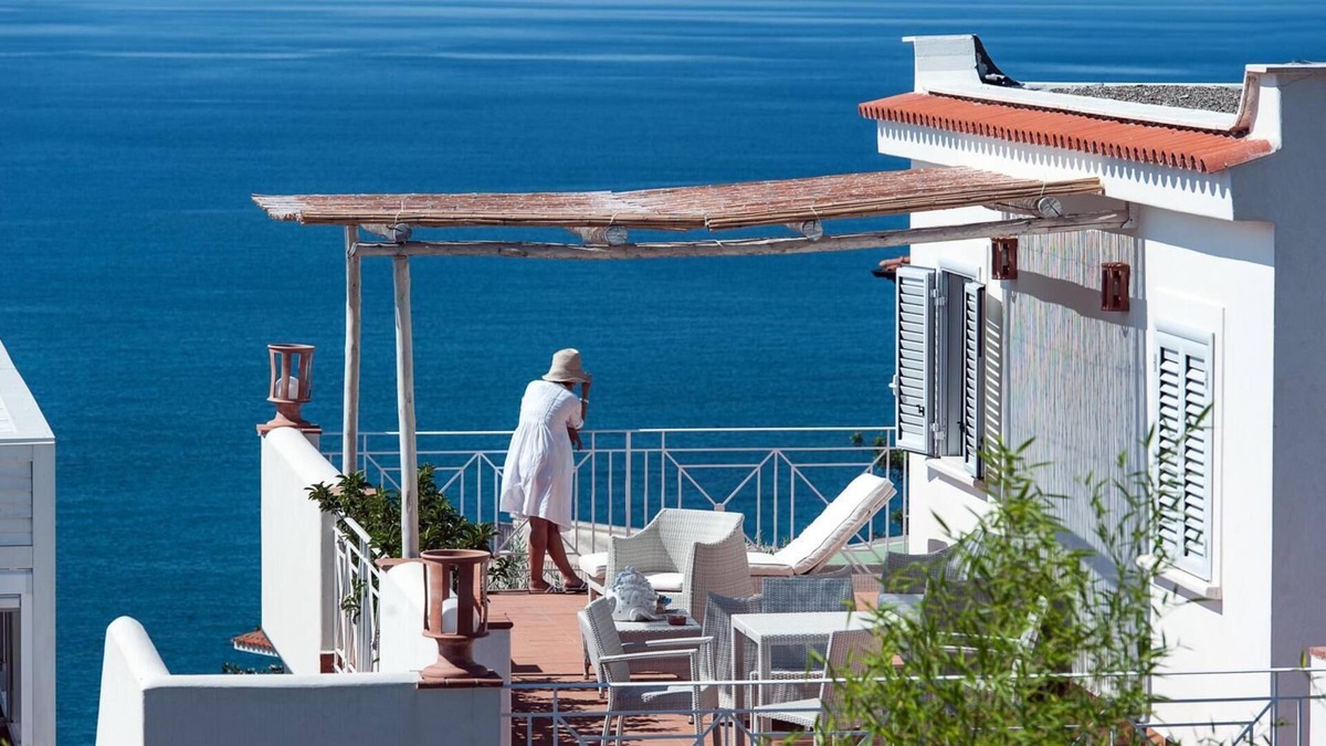 Villammare Apartment | Loggia Appartment with large sea view terrace and swimming pool