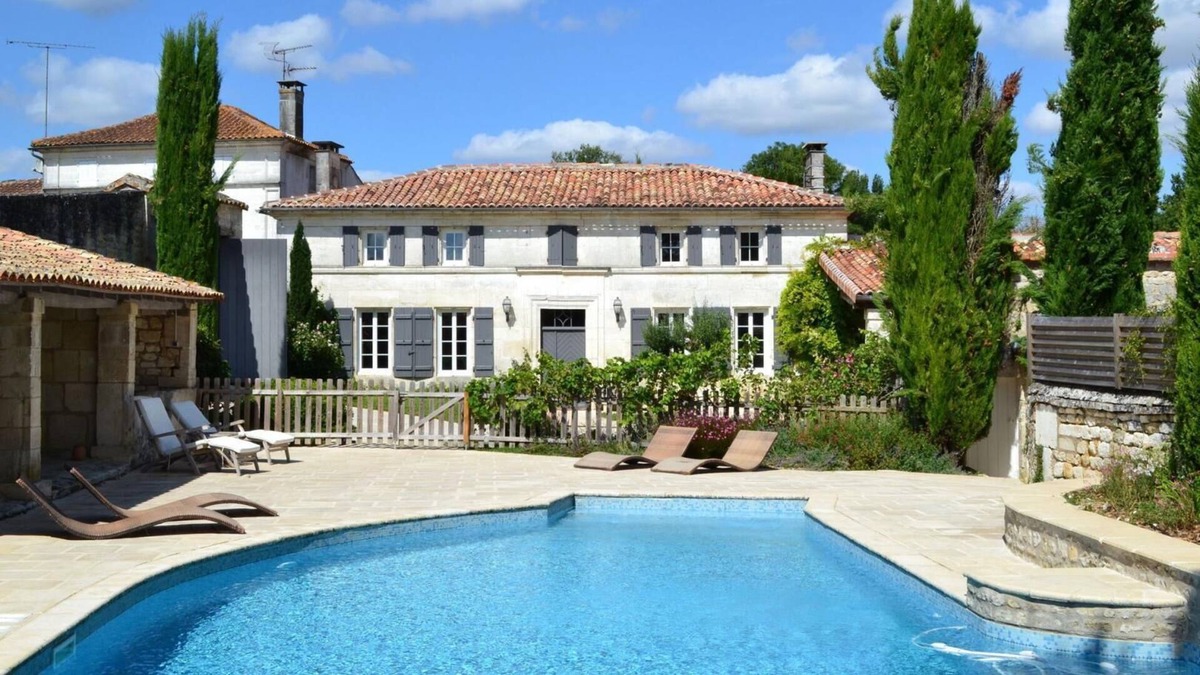 Graves-Saint-Amant Cottage | Logis de Graves 4*, large family home