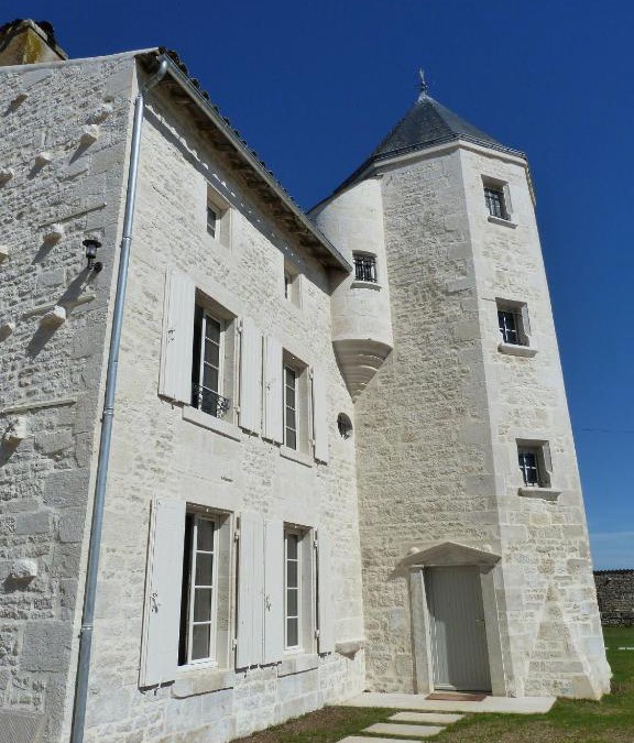 Bessines Bed & Breakfast | Logis de Pierre Levée