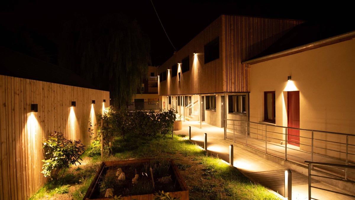 Bourgtheroulde-Infreville Hotel | Logis Hôtel La Corne d'Abondance