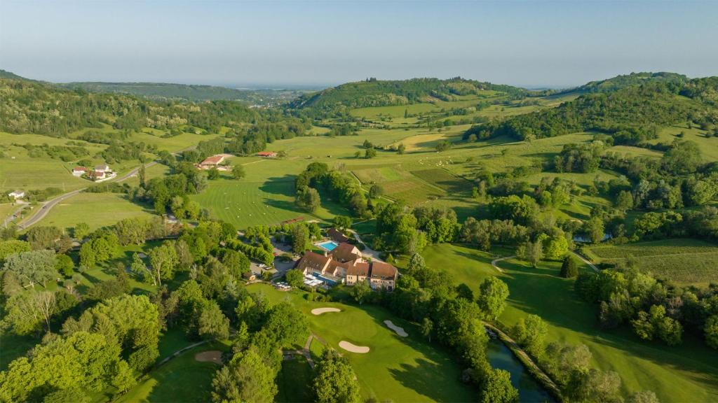 Moiron Hotel | Logis Hôtel Golf Le Domaine Du Val De Sorne