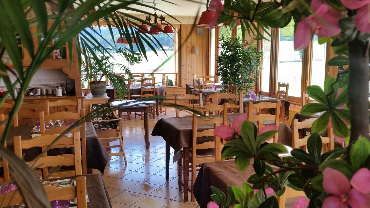 Les Rousses Hotel | Logis Hôtel Le Gai Pinson