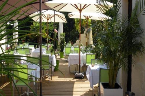 Le Pian-Medoc Hotel | Logis Hôtels - Le Pont Bernet - Hotel 2 étoiles et restaurant