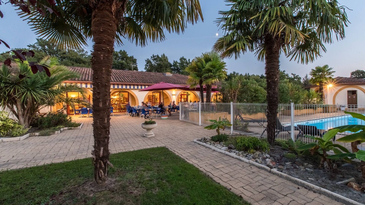 Nogaro Hotel | LOGIS HOTEL RESTAURANT SOLENCA
