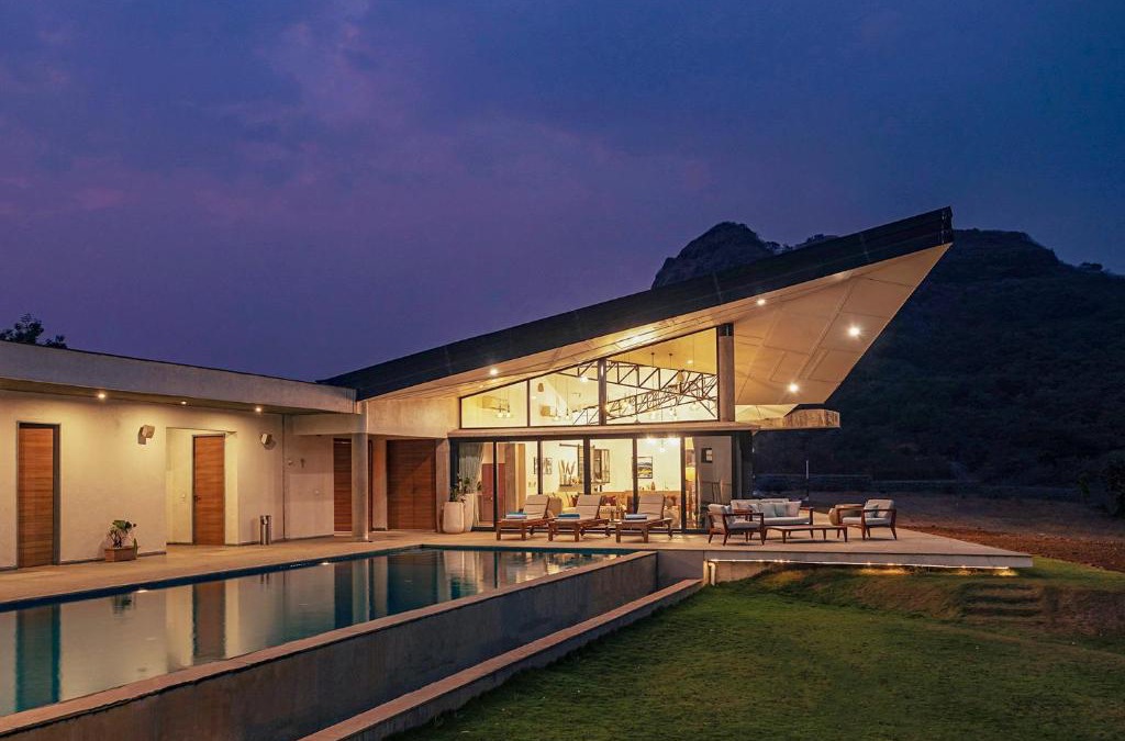 Paud Villa | LohonoStays Villa Trisara