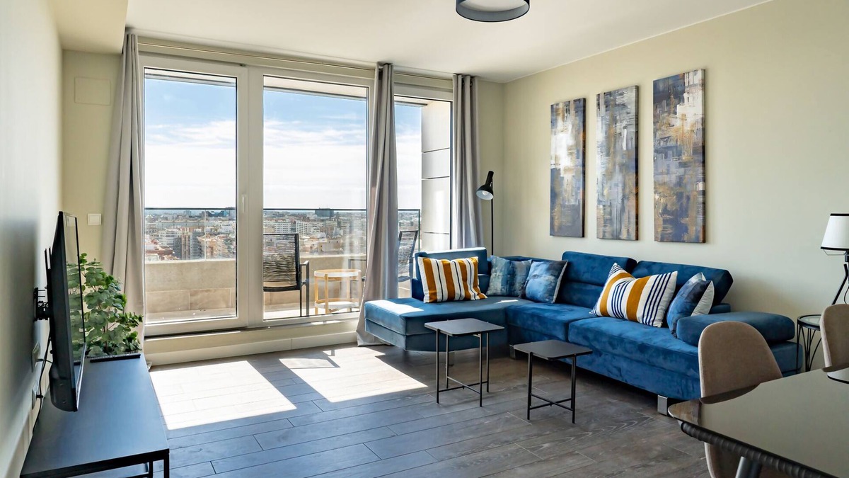 La Almozara Apartment | LOIRA TORRE 1: Panoramic Luxury in Zaragoza