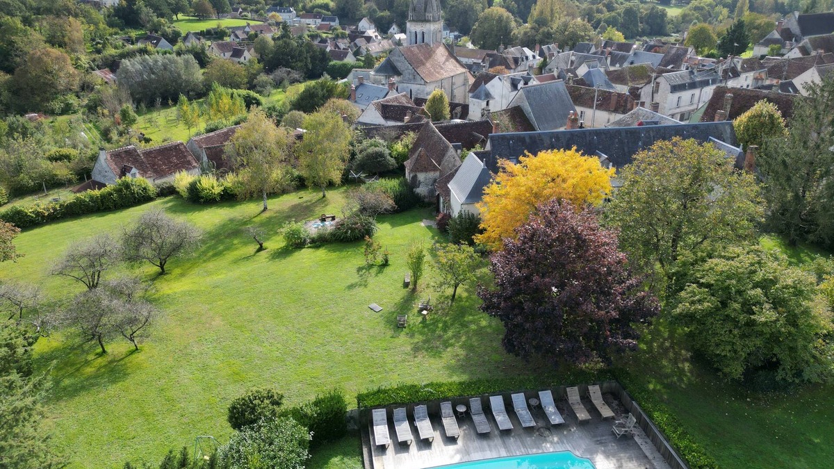 Ferriere-Larcon House | Loire Valley Priest's Village House 2 Acres, Pool, 7 Bedrooms.