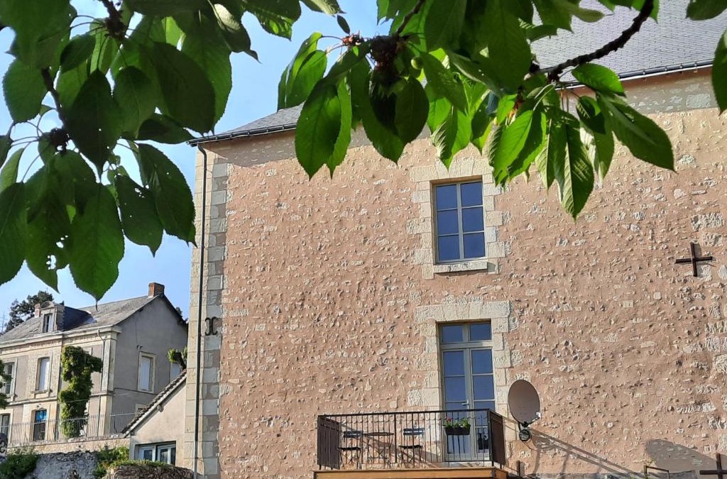 Le Grand-Pressigny Apartment | Loire Valley village centre apartment chezANIA