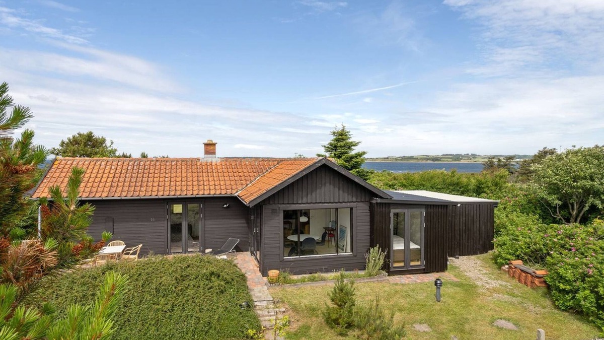 Ronbjerg House | "Lok" - 90m to the fjord by Interhome