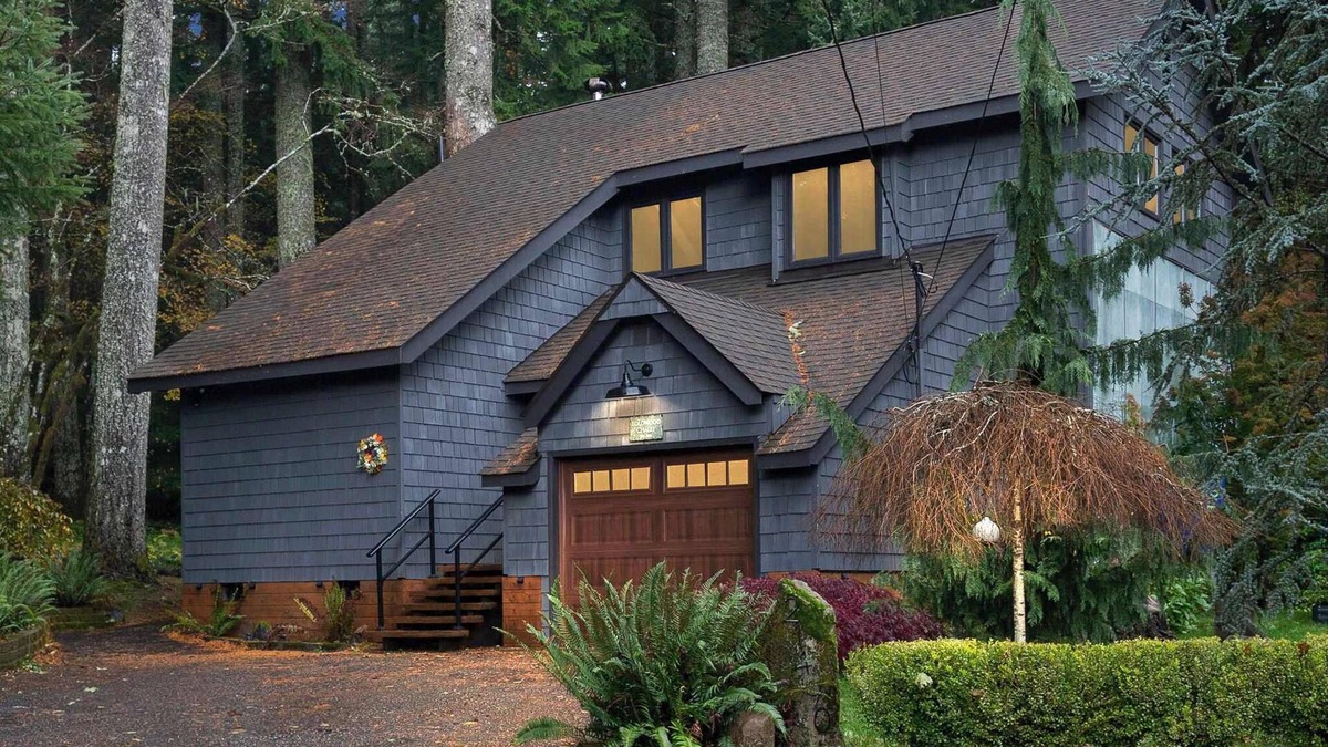 Rhododendron House | Lolowood Chalet - Modern Mt. Hood Forest Escape
