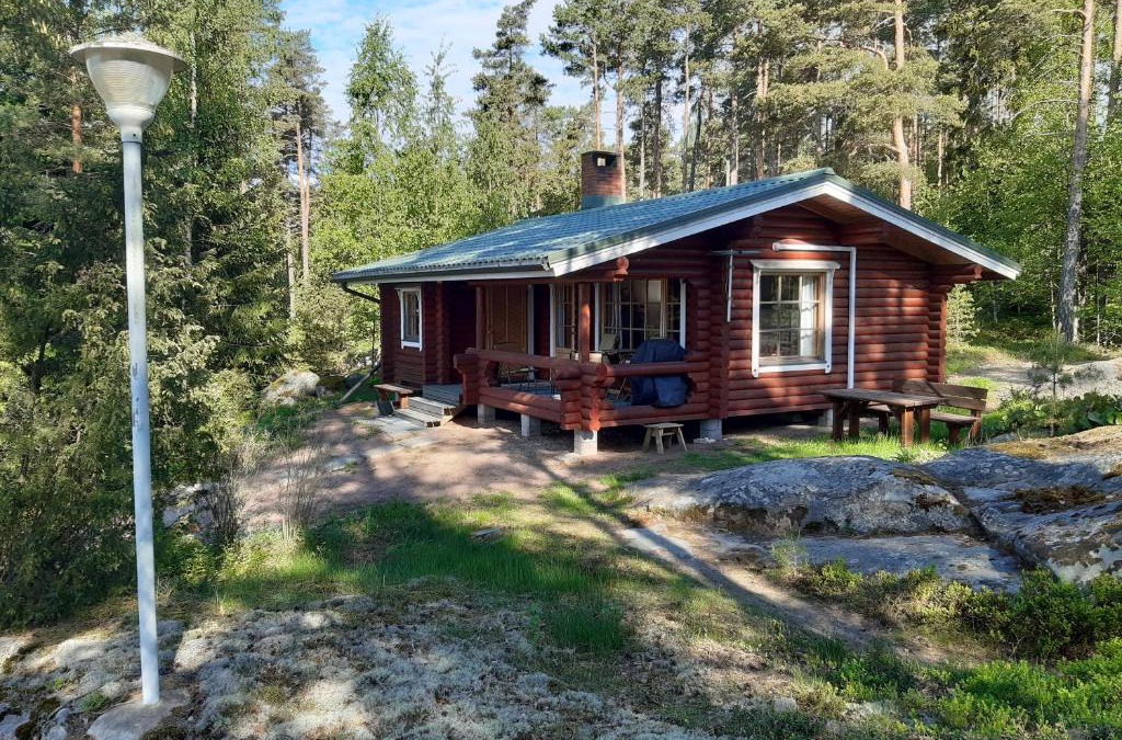 Taivassalo Ski Chalet | Lomamökki Mäntylä