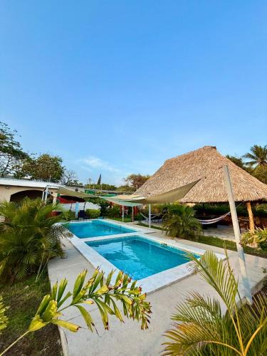 La Libertad Villa | Lomeli’s Home, 5 minutos del Tunco