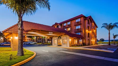 Lompoc Hotel | Lompoc Valley Inn and Suites