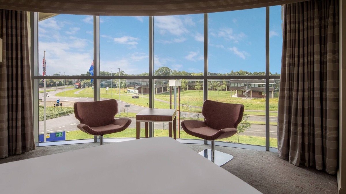 Tea Green Hotel | London Luton Vale Hotel