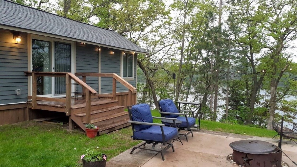 Chippewa Falls Cabin | Lone Birch Cabin on Lake Wissota