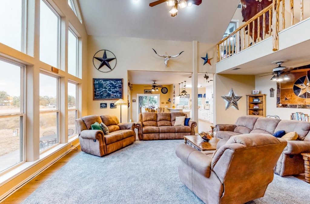 Buchanan Dam House | Lone Star Oasis