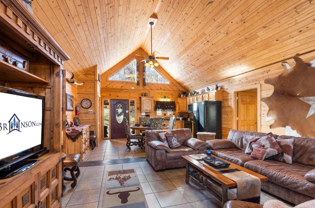 Branson Cedars House | Lone Star w/gametable