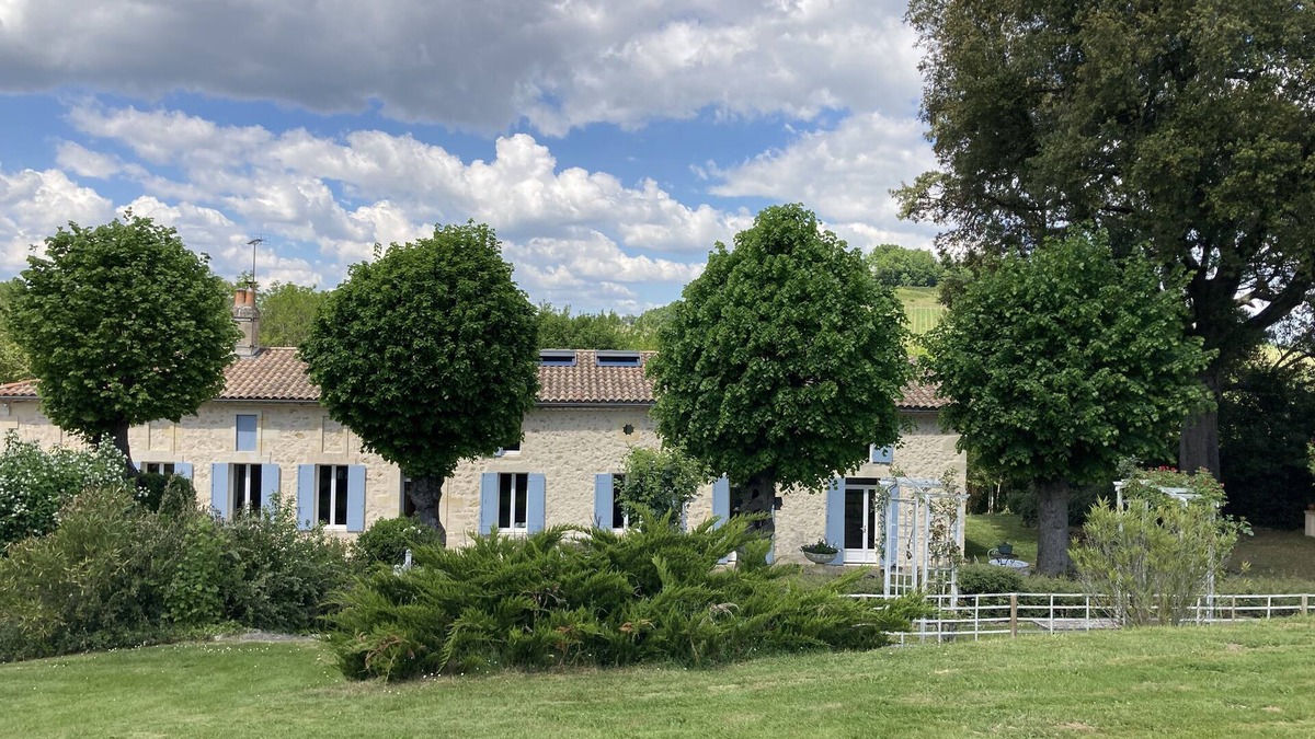 Loupiac House | Longère Girondine de 8 Couchages Avec Piscine au Cœur des Coteaux de Loupiac