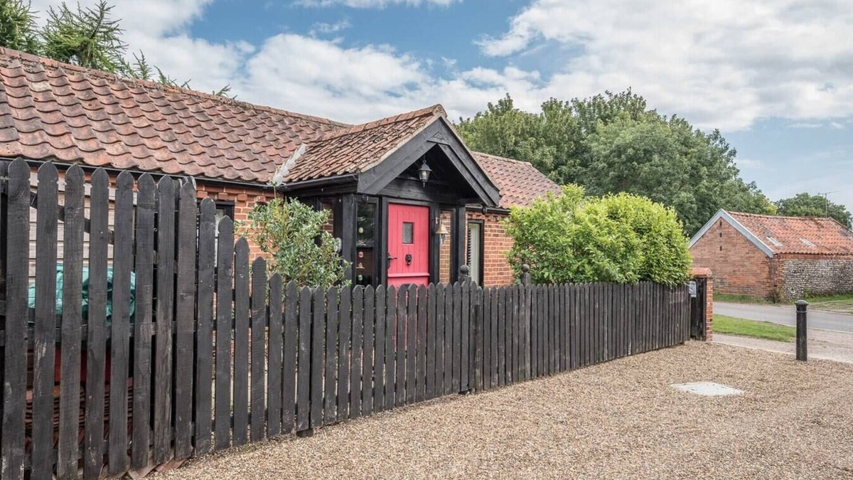 Wrentham House | Long Barn, Wrentham