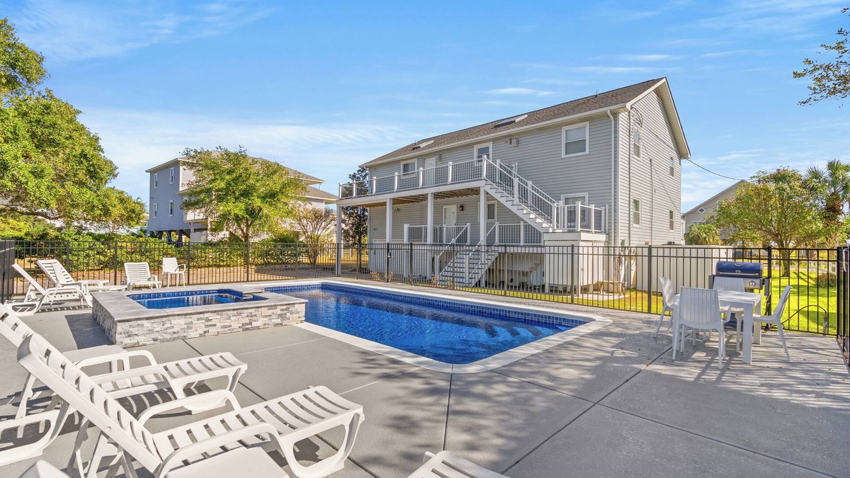 Long Bay Estates Condo | Long Bay Duplex Lower Unit by the Beach