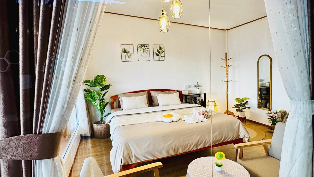 Tap Tao Cabin | Long Hak Khao Camping Phu Chi Fa