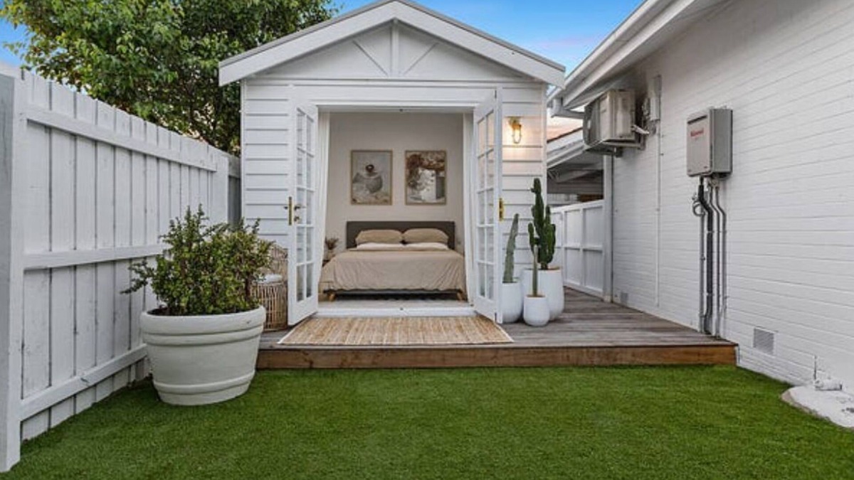 Frankston Villa | Long Island Beach Getaway