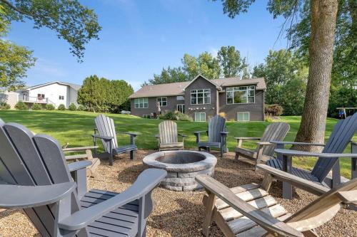 Willmar House | Long Lake Vacay