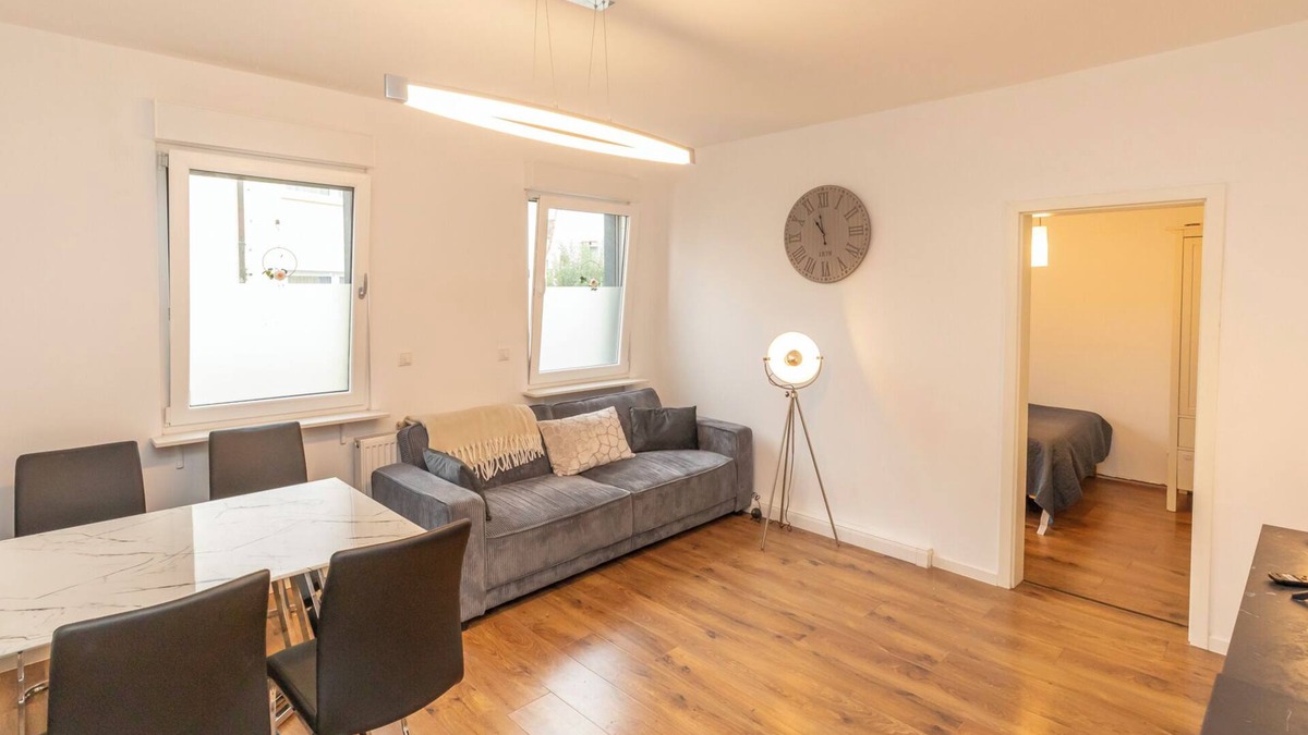 Sprendlingen House | Long-term rental:Complete house for companies!